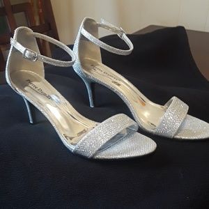 Silver Glitter low dress heels